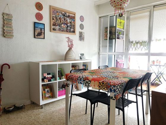 Foto 2 de Piso en venta en calle Orfebre Domínguez Vázquez de 3 habitaciones con terraza y aire acondicionado