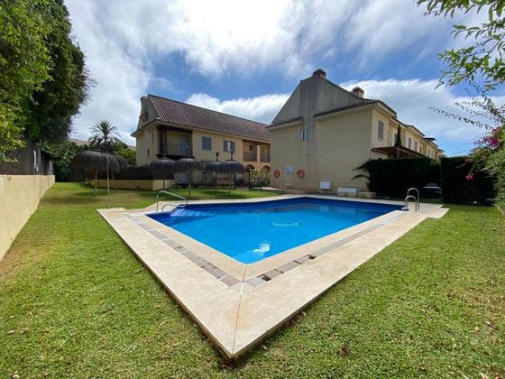 Foto 1 de Casa en lloguer a Puerto Banús de 5 habitacions amb terrassa i piscina