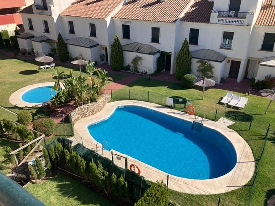 Foto 1 de Dúplex en venda a paseo Pinos Golf de Las Cumbres de 2 habitacions amb terrassa i piscina