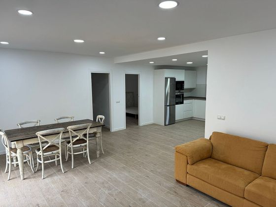 Foto 1 de Piso en alquiler en calle Prádena del Rincón de 2 habitaciones con muebles y balcón