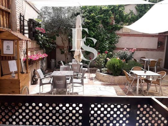 Foto 2 de Casa en venda a calle Doctor Martín Yañez de 3 habitacions amb piscina i balcó