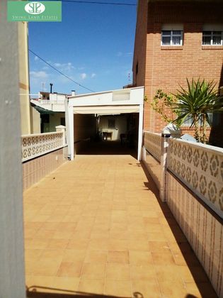 Foto 2 de Dúplex en venta en Los Narejos de 4 habitaciones con terraza y jardín