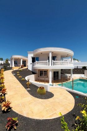 Foto 1 de Xalet en venda a Punta Calero de 4 habitacions amb terrassa i piscina
