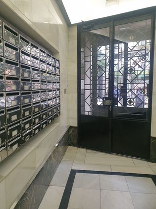 Foto 2 de Oficina en venda a calle De la Montera amb calefacció i ascensor