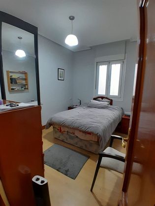 Foto 2 de Pis en venda a calle Acacias Kalea de 2 habitacions amb calefacció