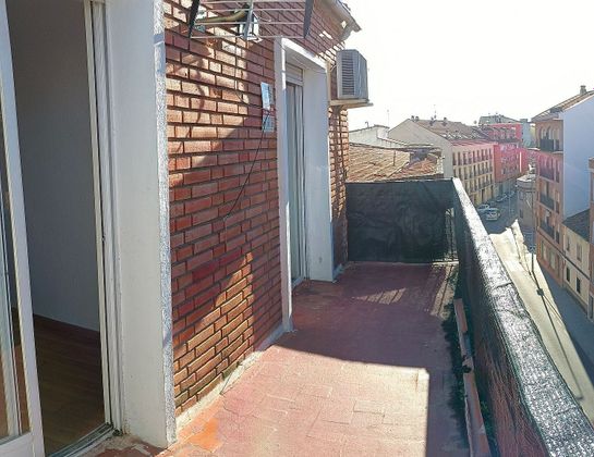 Foto 2 de Ático en venta en calle Cañada de la Sierra de 2 habitaciones con terraza y calefacción