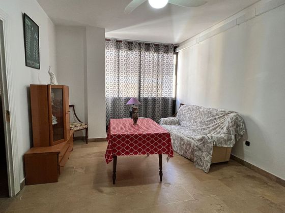 Foto 2 de Pis en lloguer a Zona Centro-Corredera de 1 habitació amb mobles