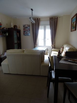 Foto 2 de Piso en venta en calle Miguel Mancheño de 3 habitaciones con terraza y aire acondicionado