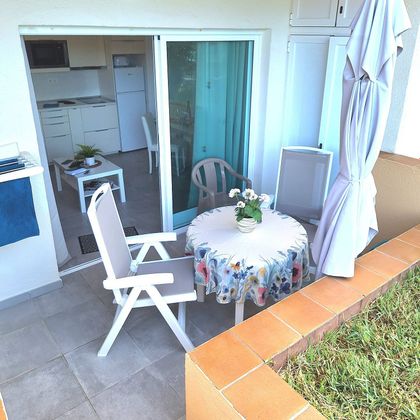 Foto 2 de Piso en alquiler en Arguineguín de 1 habitación con terraza y piscina