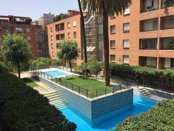Foto 1 de Pis en venda a calle Juan Pablos de 4 habitacions amb piscina i garatge