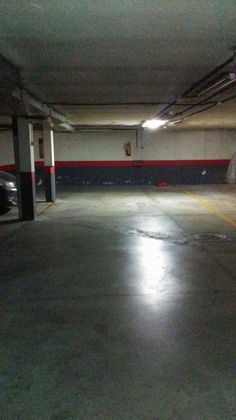 Foto 2 de Venta de garaje en calle Quintana Madrid de 16 m²