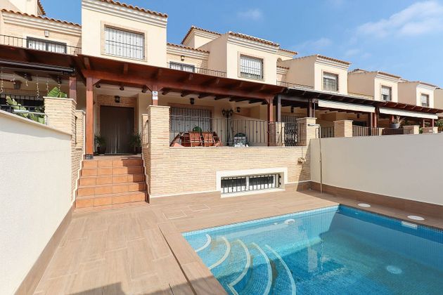 Foto 1 de Casa en venda a La Dorada - Rame de 3 habitacions amb piscina i garatge