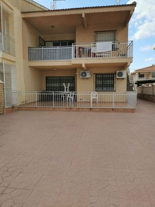 Foto 2 de Pis en lloguer a Los Narejos de 3 habitacions amb terrassa i garatge