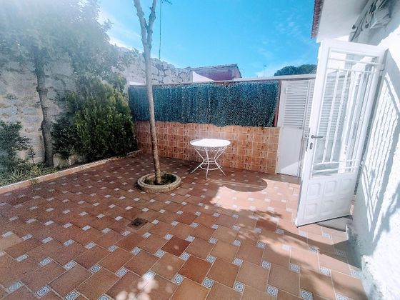 Foto 1 de Casa en venda a Zona Iglesia - Estación de 3 habitacions amb terrassa i piscina