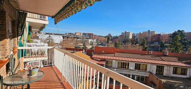 Foto 1 de Pis en venda a calle Antonio Folgueras de 3 habitacions amb terrassa i garatge