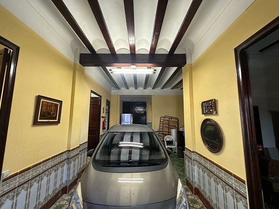 Foto 1 de Casa en venda a calle Del Marques del Turia de 6 habitacions amb terrassa i balcó