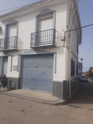 Foto 1 de Casa en venta en calle De Televisión Española de 3 habitaciones con garaje y balcón