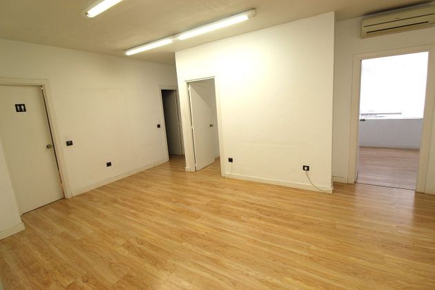 Foto 2 de Oficina en alquiler en calle Del Poeta Joan Maragall con garaje y aire acondicionado