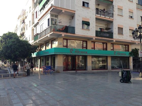 Foto 1 de Local en venda a plaza De Andalucía amb aire acondicionat