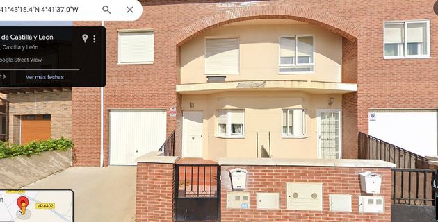 Foto 1 de Casa en venda a avenida De Castilla y Leon de 4 habitacions i 211 m²