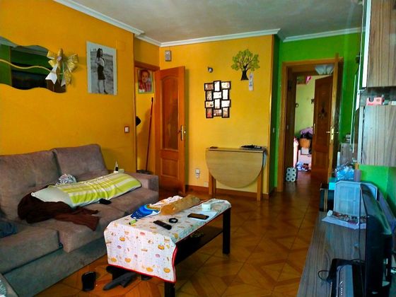 Foto 1 de Pis en venda a Palomeras bajas de 3 habitacions amb terrassa i calefacció