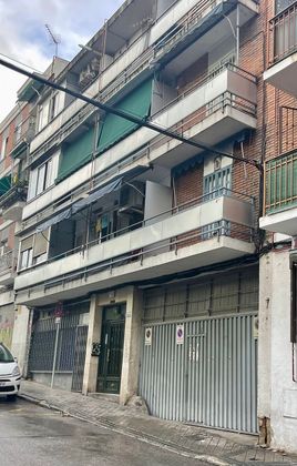 Foto 1 de Alquiler de local en calle De Nicolás Usera de 280 m²