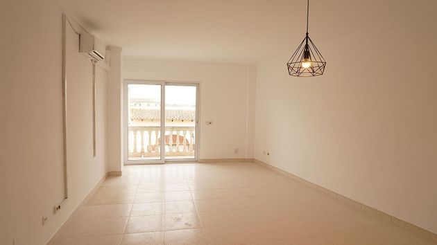Foto 1 de Piso en alquiler en calle Felanitx de 3 habitaciones con balcón y aire acondicionado