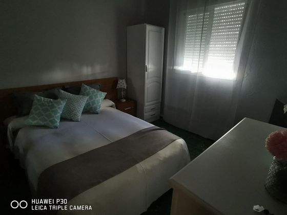 Foto 2 de Casa adossada en lloguer a Rinconada (La) de 2 habitacions amb terrassa i mobles