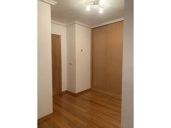 Foto 2 de Pis en venda a Monforte de Lemos de 3 habitacions amb garatge i ascensor