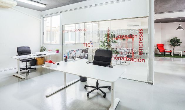 Foto 2 de Oficina en venda a calle De Salamanca de 135 m²
