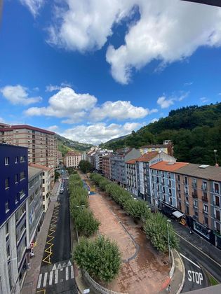 Foto 1 de Àtic en venda a Eibar de 3 habitacions amb terrassa i calefacció