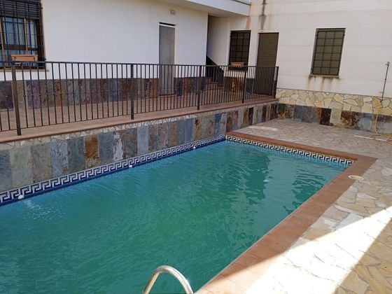 Foto 1 de Casa en venda a El Fondo de les Neus-El Hondon de las Nieves de 2 habitacions amb piscina