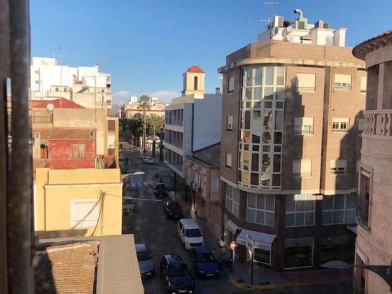 Foto 1 de Pis en venda a Almoradí de 4 habitacions amb terrassa i balcó