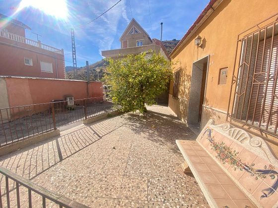 Foto 1 de Casa en venda a Orihuela ciudad de 4 habitacions amb terrassa i garatge