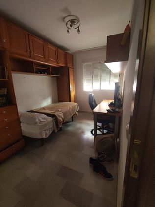 Foto 2 de Pis en venda a Gamarra - La Trinidad de 3 habitacions amb garatge i aire acondicionat