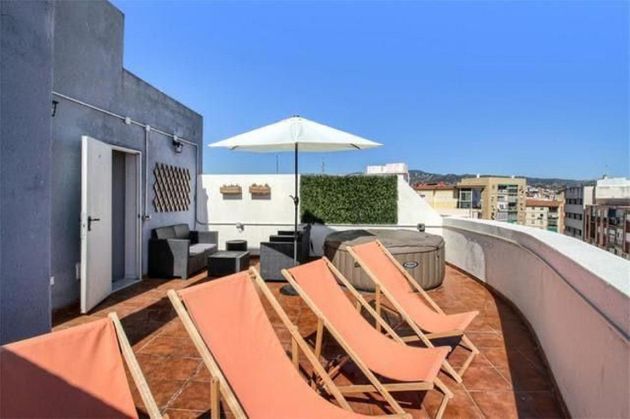 Foto 2 de Àtic en lloguer a Suárez de 2 habitacions amb terrassa i mobles