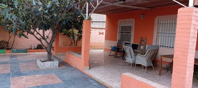 Foto 1 de Casa rural en venta en calle Oregano de 8 habitaciones con terraza y piscina