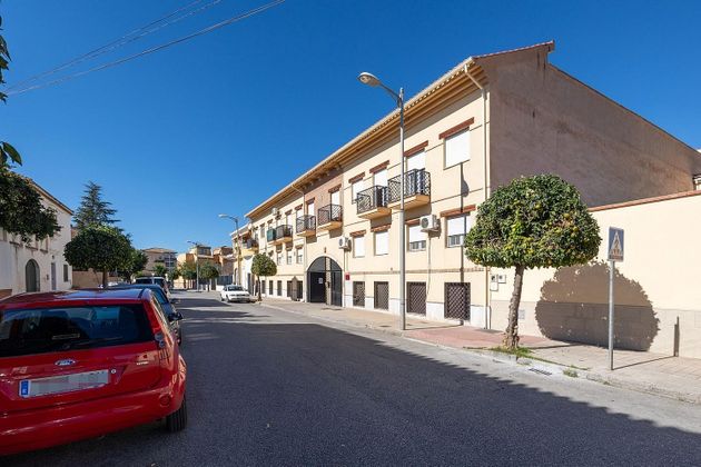 Foto 2 de Piso en venta en Santa Fe de 3 habitaciones con terraza y garaje