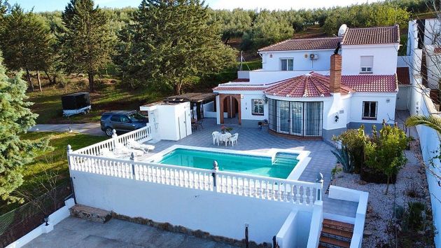 Foto 1 de Xalet en venda a Moclín de 4 habitacions amb terrassa i piscina