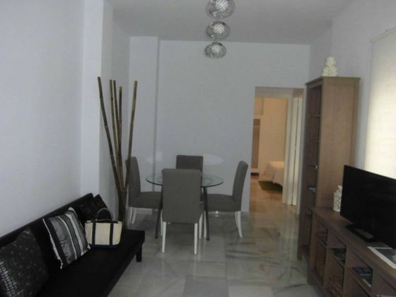 Foto 2 de Piso en alquiler en calle Prieta de 2 habitaciones con aire acondicionado