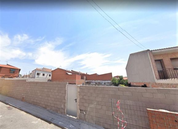 Foto 2 de Venta de terreno en calle Miguel Hernandez de 1193 m²