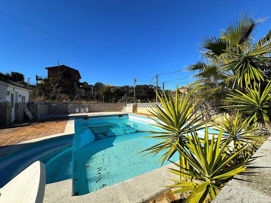 Foto 1 de Chalet en venta en Maçanet de la Selva de 3 habitaciones con terraza y piscina