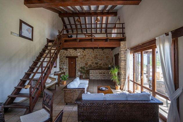 Foto 2 de Casa en venda a Nogueruelas de 7 habitacions amb terrassa i piscina