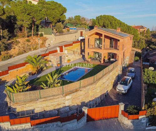 Foto 2 de Xalet en venda a Santa Eulàlia de Ronçana de 5 habitacions amb terrassa i piscina