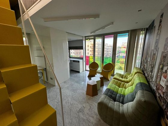 Foto 2 de Àtic en venda a calle Llobregat de 2 habitacions amb terrassa i piscina