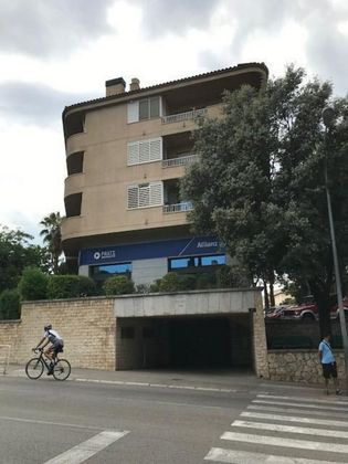 Foto 2 de Pis en venda a Poblenou - L'Olivar Gran de 5 habitacions amb balcó i aire acondicionat