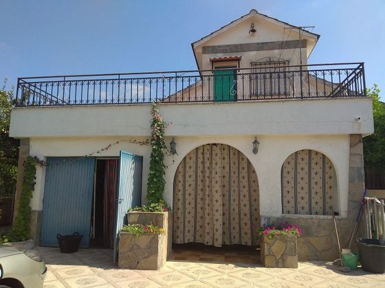 Foto 1 de Xalet en venda a Ugena de 3 habitacions amb terrassa i piscina
