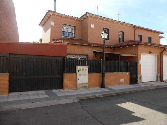 Foto 1 de Casa en venta en Viso de San Juan (El) de 4 habitaciones con terraza y garaje