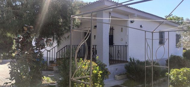 Foto 2 de Chalet en venta en Viso de San Juan (El) de 3 habitaciones con terraza y garaje