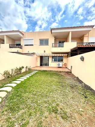Foto 1 de Casa en venda a calle Galicia de 3 habitacions amb terrassa i piscina